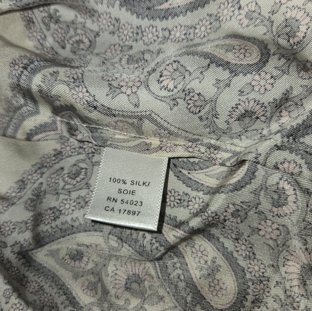Banana Republic White Silk Paisley Wrap XS Sleeveless Blouse - Picture 9 of 9